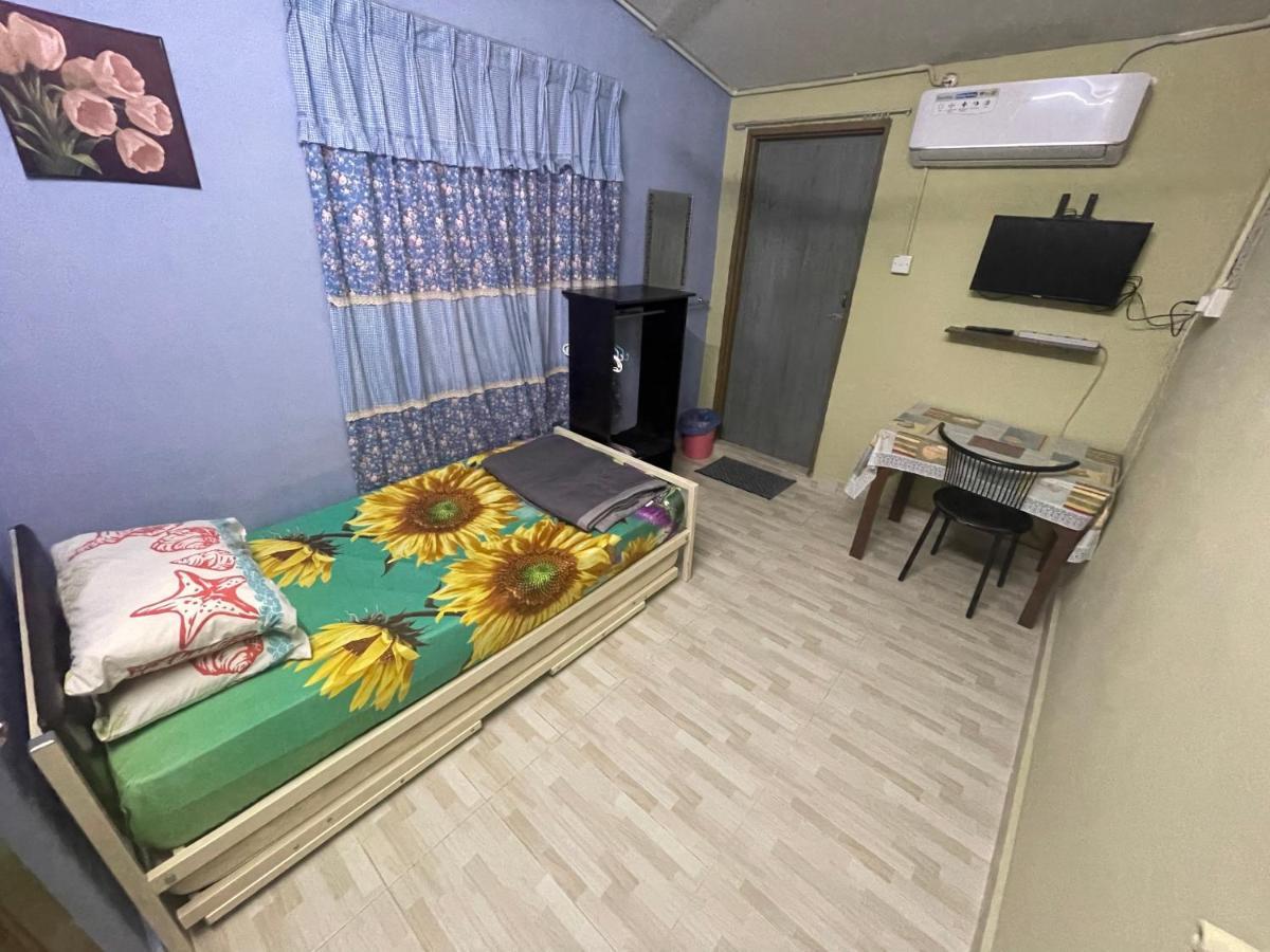 Ikhlas Roomstay Alor Gajah Luaran gambar